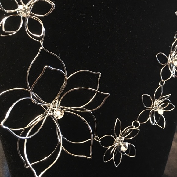 Tantalizing Teases - Picture 3 of 3